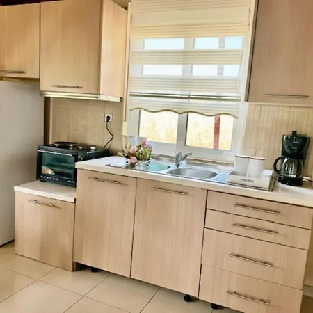 Vakantiehuis Meny's Azure Escape *