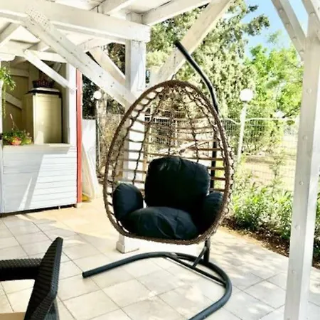 Meni's Paradise House Holiday home