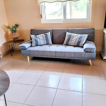 Meny's Azure Escape Vakantiehuis *