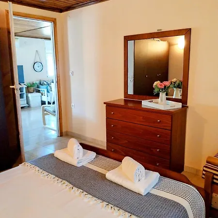 Vakantiehuis Meny's Azure Escape