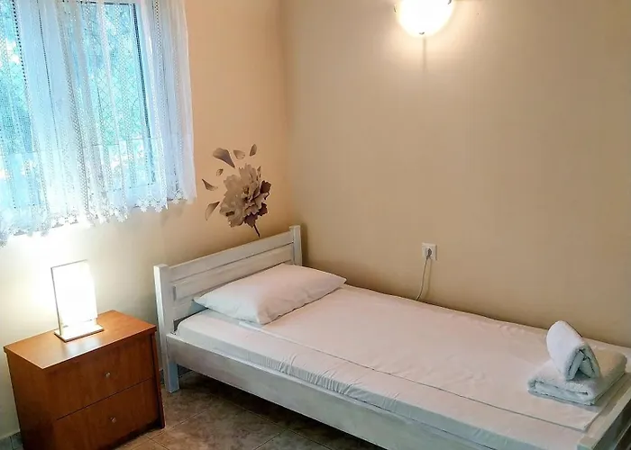 Meny's Azure Escape בית נופש