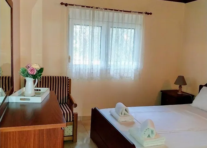 Dom wakacyjny Meny's Azure Escape Dikella