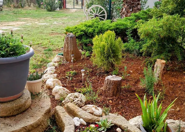 Meny's Azure Escape * Dikella